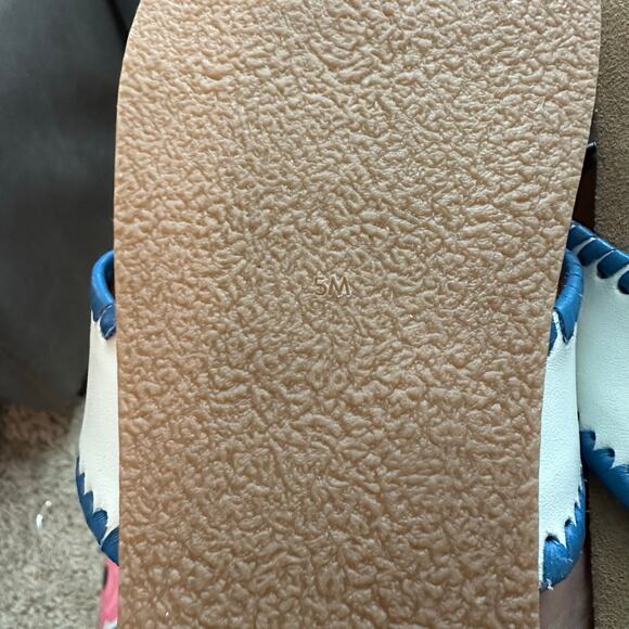 JACK ROGERS EMBROIDERED STAR FISH SANDALS Size 5 - Picture 6 of 8